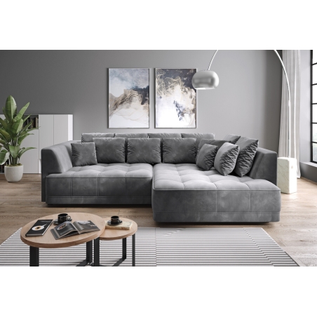 Tiga Versailor sofa